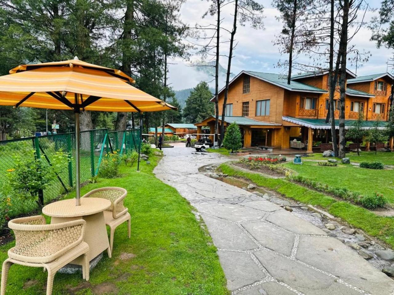 Radisson Golf Resort Pahalgām Εξωτερικό φωτογραφία